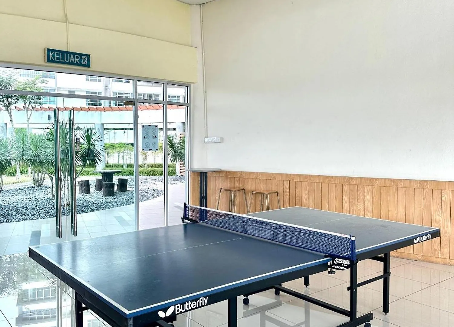 Luxury! Modern & Spacious 3Br Suite - Austin Height 8-12Pax Johor Bahru 0*,